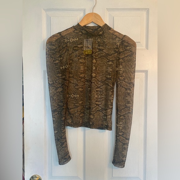 Source Unknown Tops New Mesh Snake Print Long Sleeves Top Poshmark